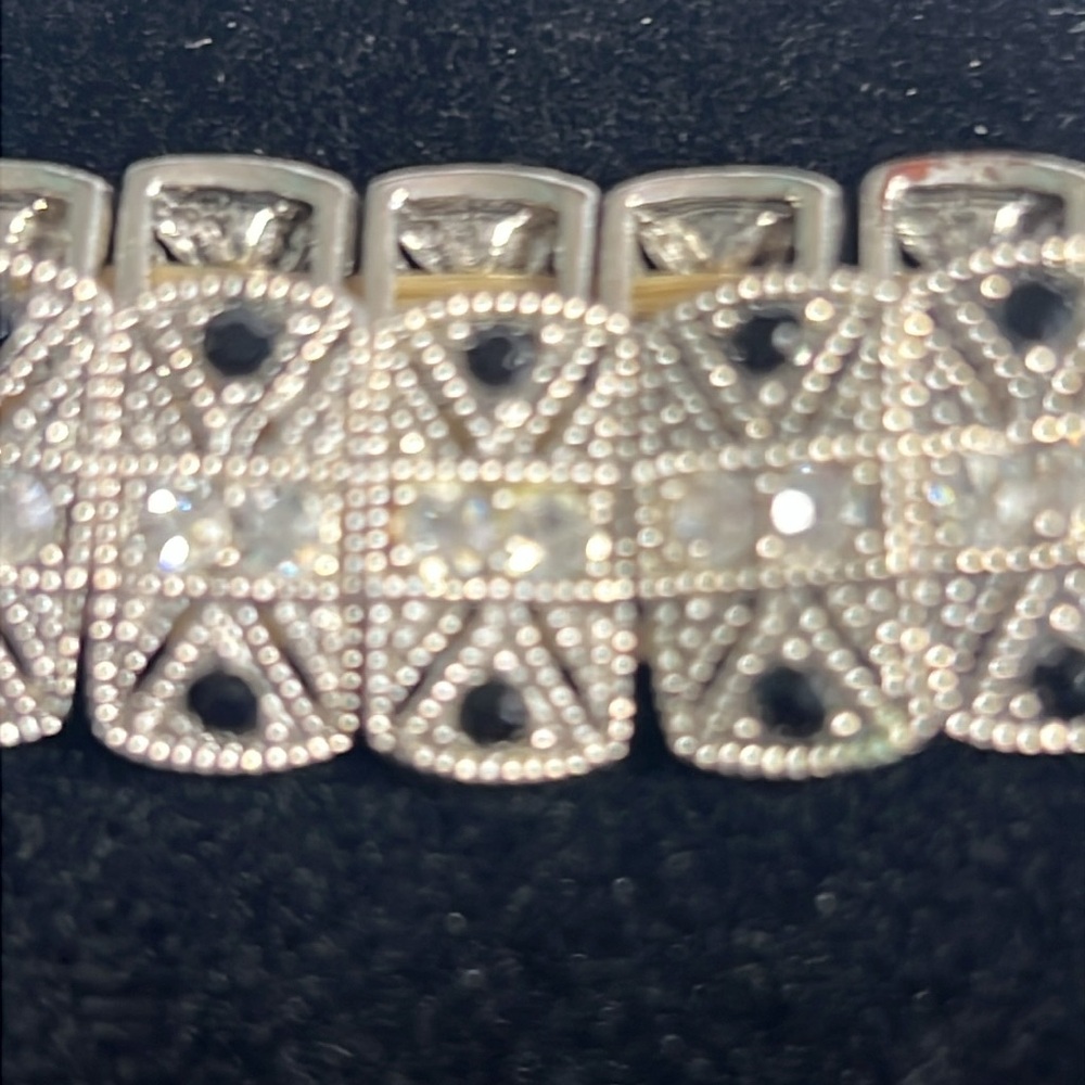 Stretch Bracelet - Picture 2 of 3